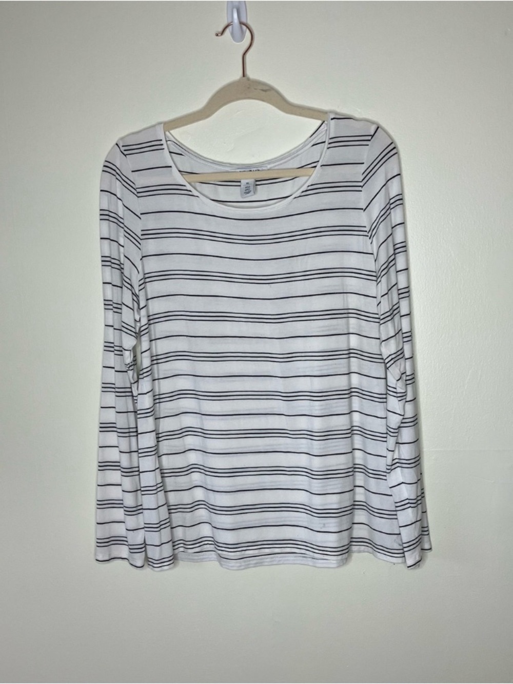 White House Black Market white with black stripes long sleeve top XL